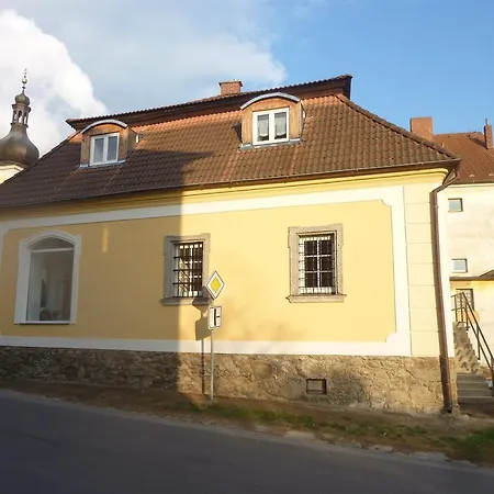 U Zlateho Jelena Guest house